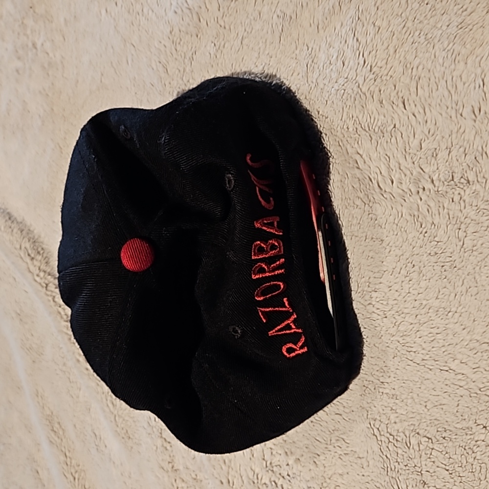 Youth Razorback adjustable hat - Picture 2 of 3